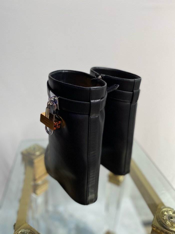 Givenchy BOOTS
