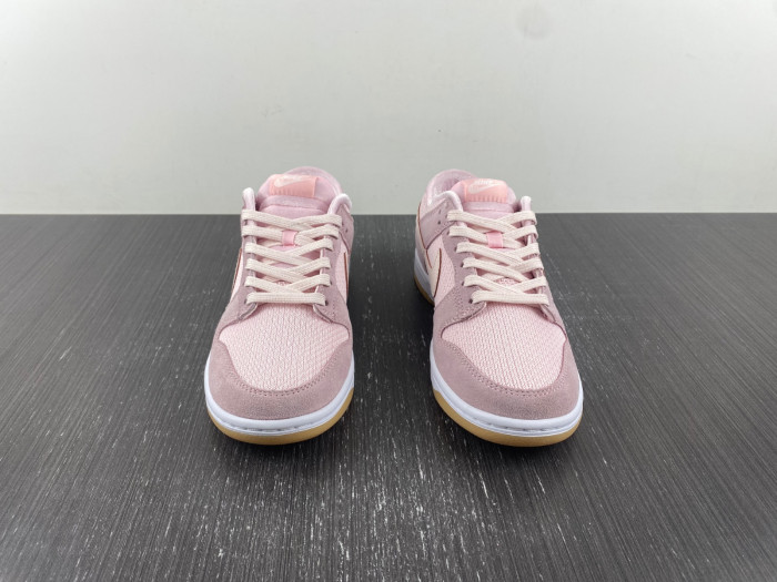 Nike Dunk Low Teddy Bear - DZ5318-640