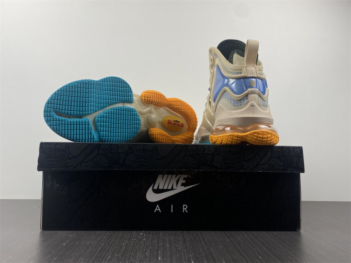 NIKE LEBRON 19 MINNEAPOLIS LAKERS DC9341-200