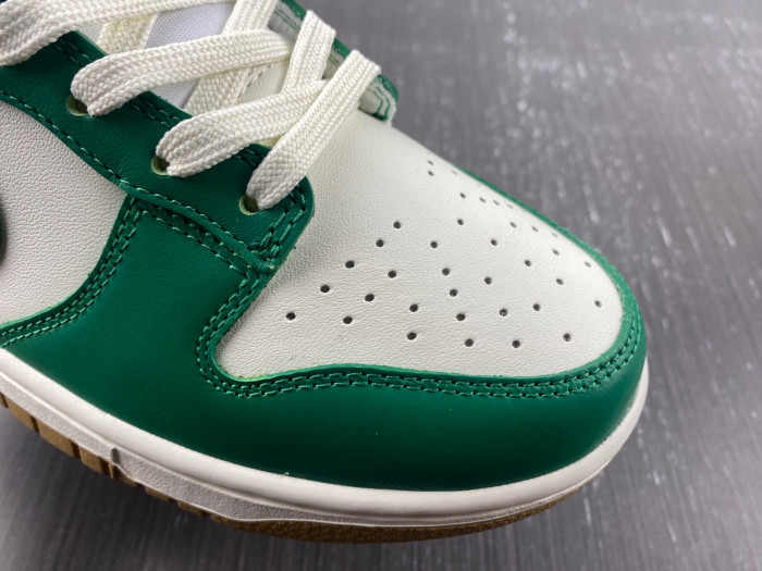 Nike Dunk Low Gold Green FB7173-131
