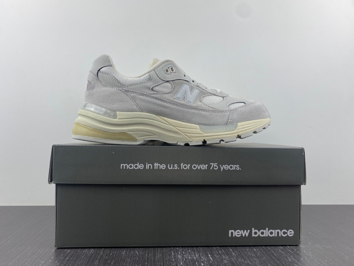 New Balance M992MD