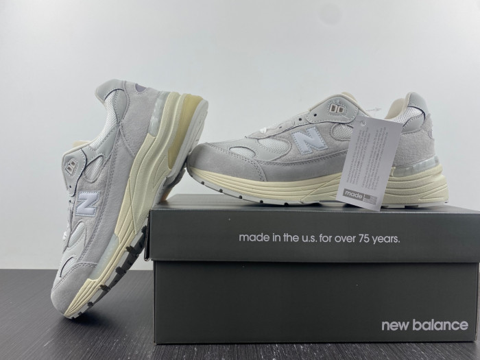 New Balance M992MD