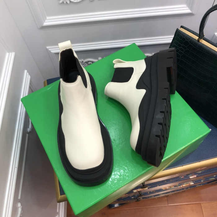 Botteg*Ven*ta Boots WOMEN + MEN