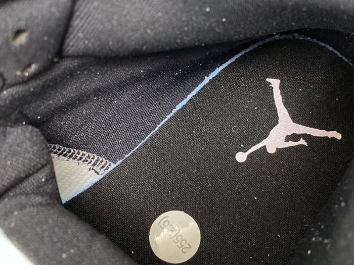 Air Jordan 1 Mid WMNS Iridescent BQ6472-602