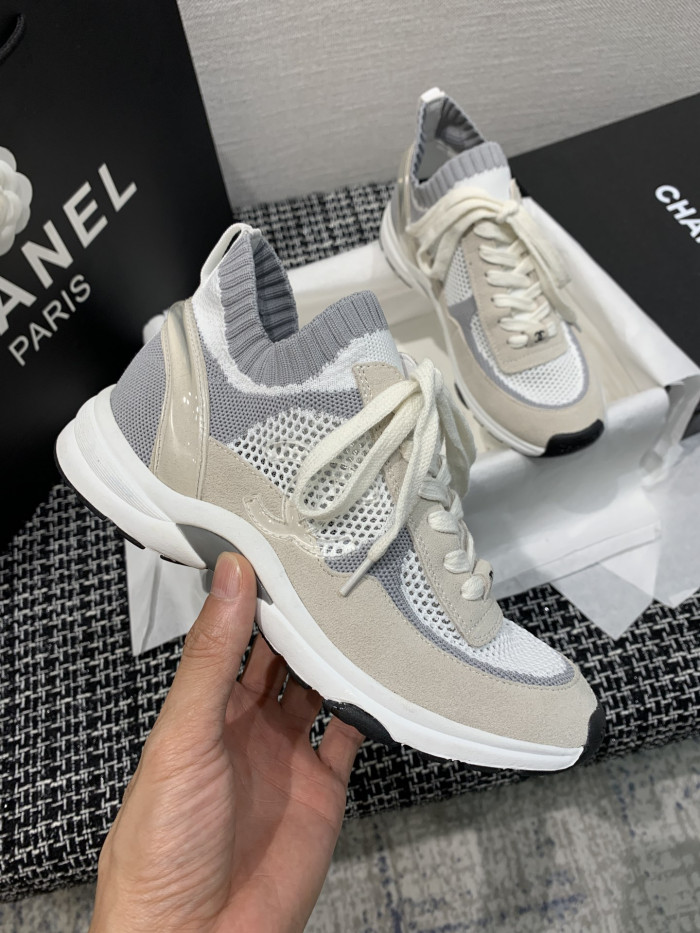Ch**el sneaker