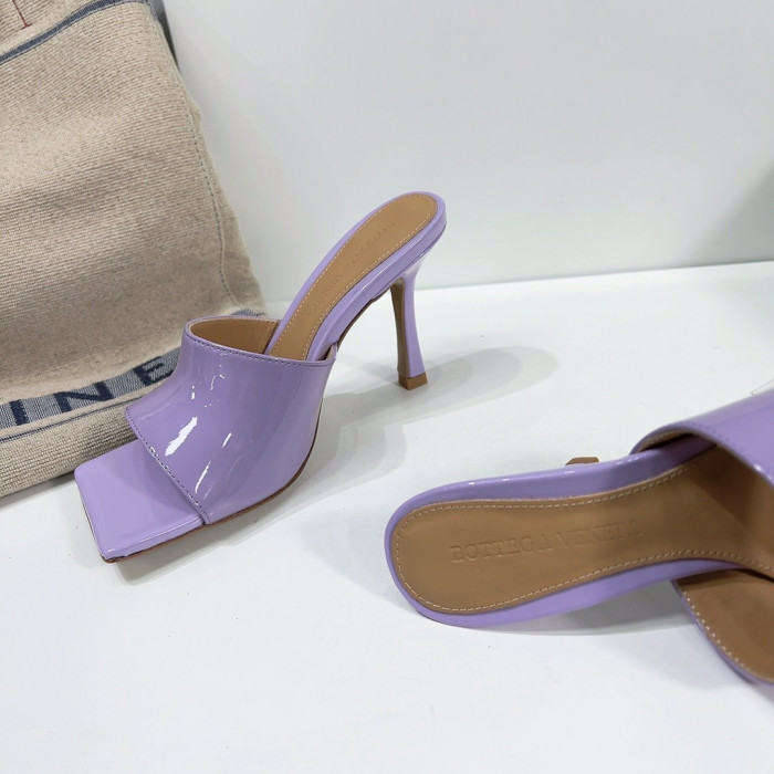 Botteg*Ven*ta Heels