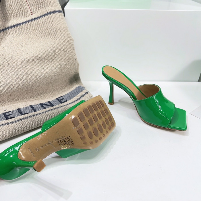 Botteg*Ven*ta Heels