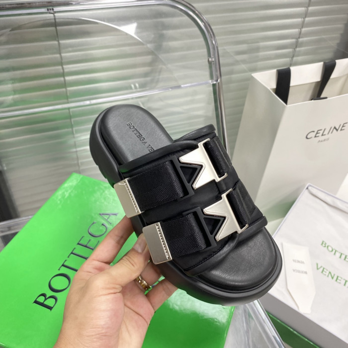 Botteg*Ven*ta Heels
