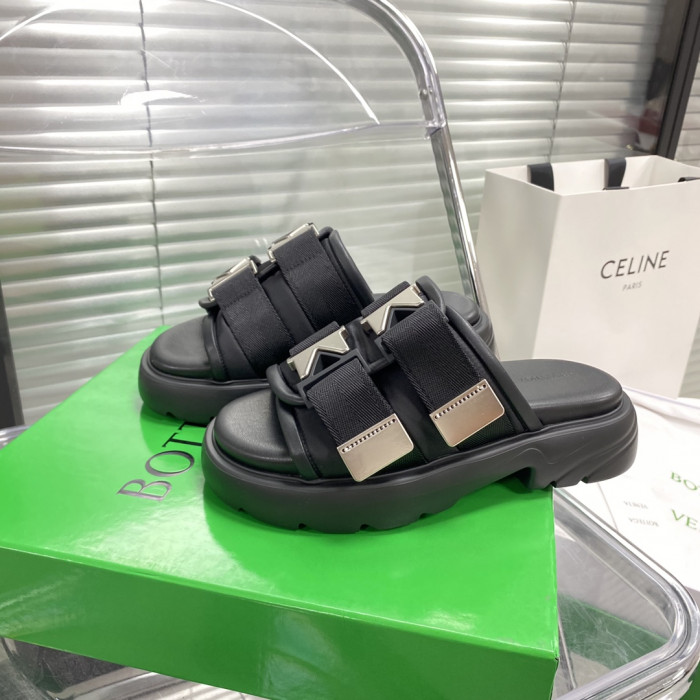 Botteg*Ven*ta Heels