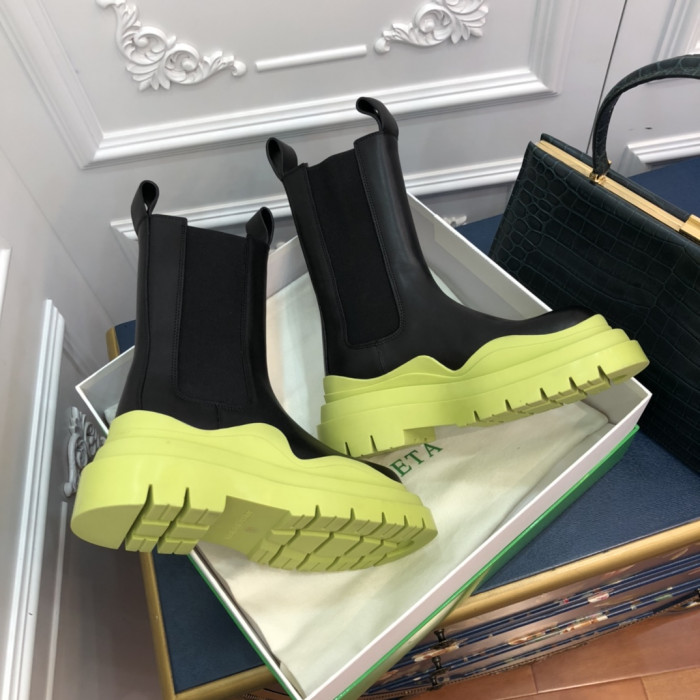 Botteg*Ven*ta Boots WOMEN + MEN
