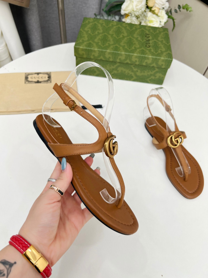 Gvc*1 SANDAL