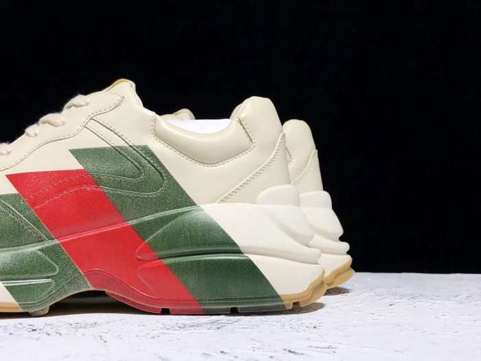 Gvc*1 Rhyton Leather Sneaker