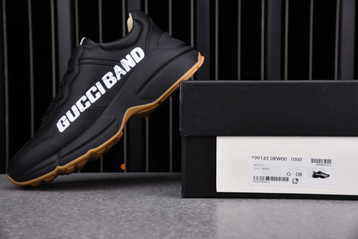 Gvc*1 sneaker