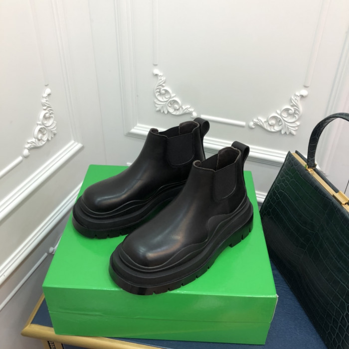 Botteg*Ven*ta Boots WOMEN + MEN