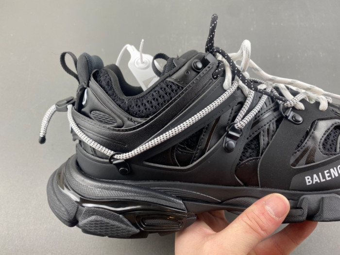 Ba1en*iaga Track Sneakers 800592 WTRHK 1020