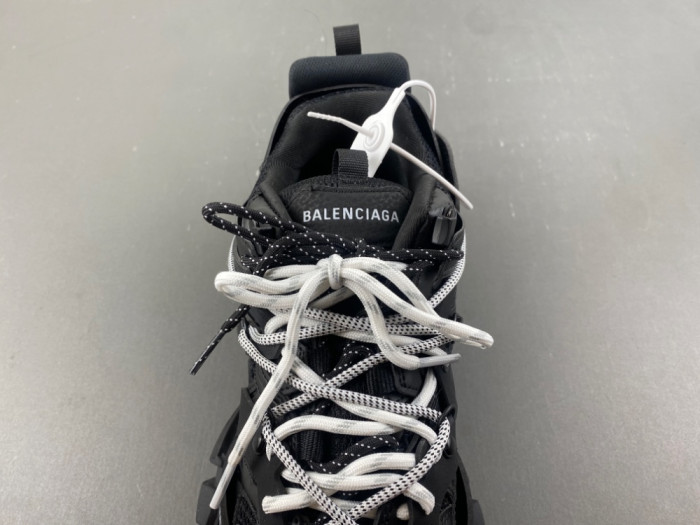 Ba1en*iaga Track Sneakers 800592 WTRHK 1020