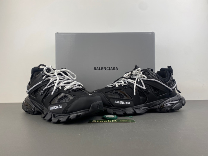 Ba1en*iaga Track Sneakers 800592 WTRHK 1020