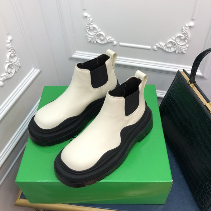 Botteg*Ven*ta Boots WOMEN + MEN