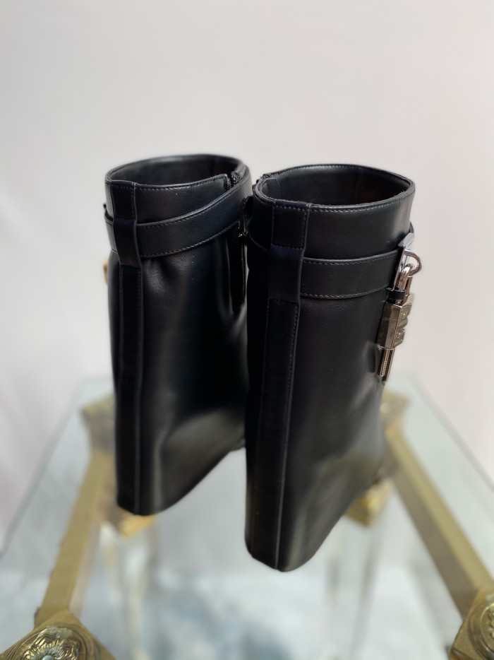 Givenchy BOOTS