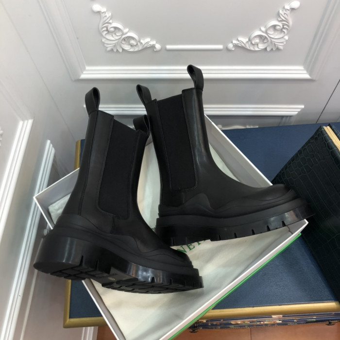 Botteg*Ven*ta Boots WOMEN + MEN