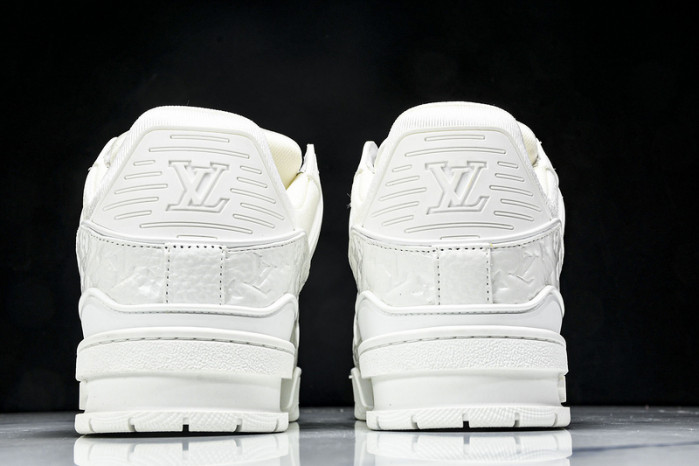 LO1_VTS SNEAKER