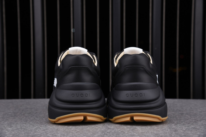 Gvc*1 sneaker