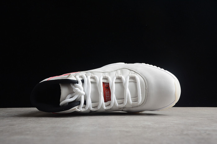 Air Jordan 11 Retro Platinum Tint - 378037-016