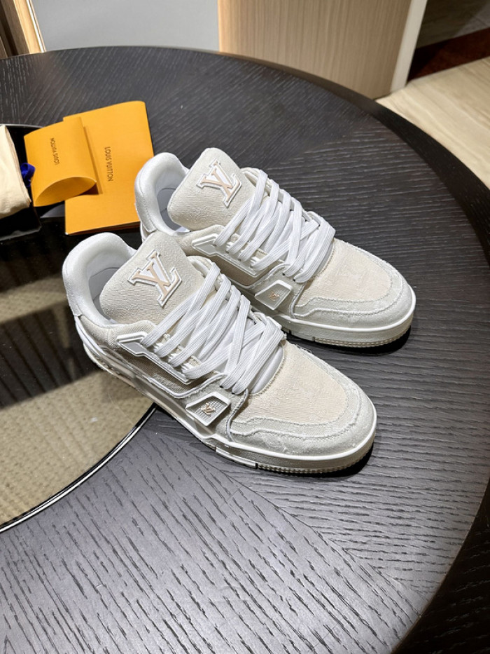 LO1_VTS SNEAKER
