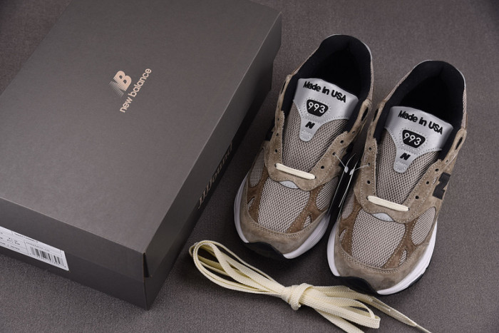 JJJJound x New Balance 993 Mushroom White U993JJ