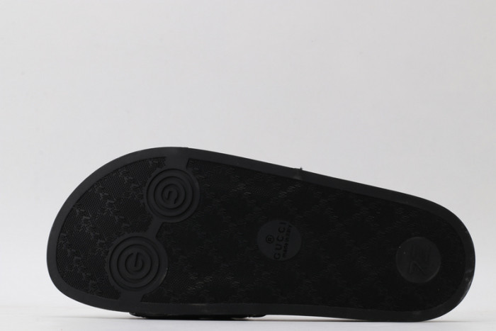 Gvc*1 SANDAL