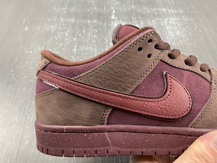 Nike SB Dunk Low Valentine