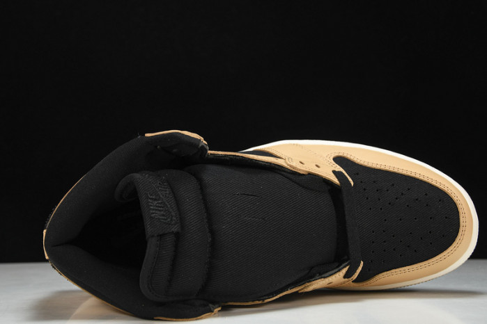Air Jordan 1 Heirloom 555088-202