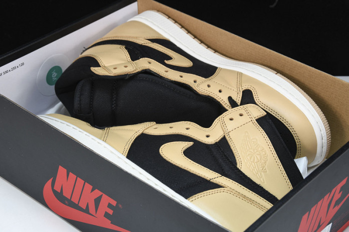 Air Jordan 1 Heirloom 555088-202