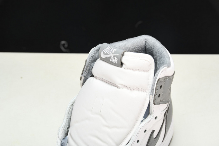 Air Jordan 1 High OG "Stealth" 555088-037
