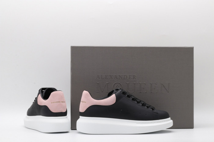 A1exa*der Mcqv*en OVERSIZED