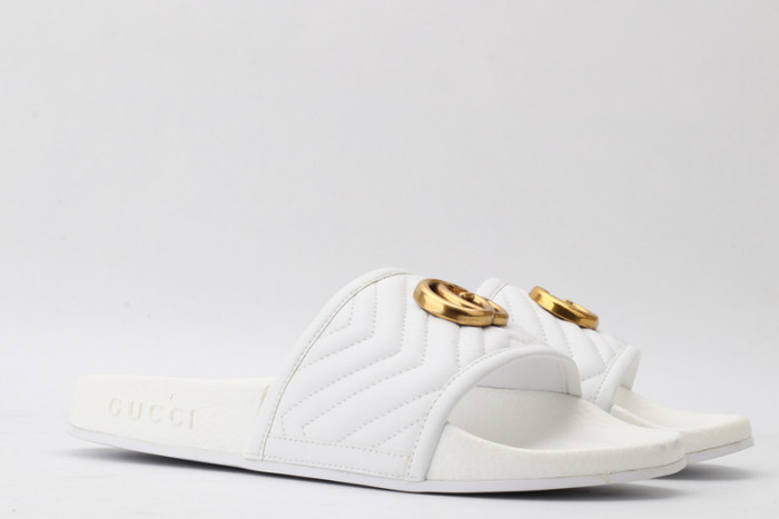 Gvc*1 SANDAL