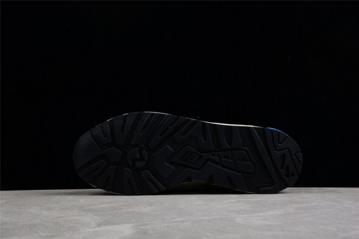 New Balance ML999MG