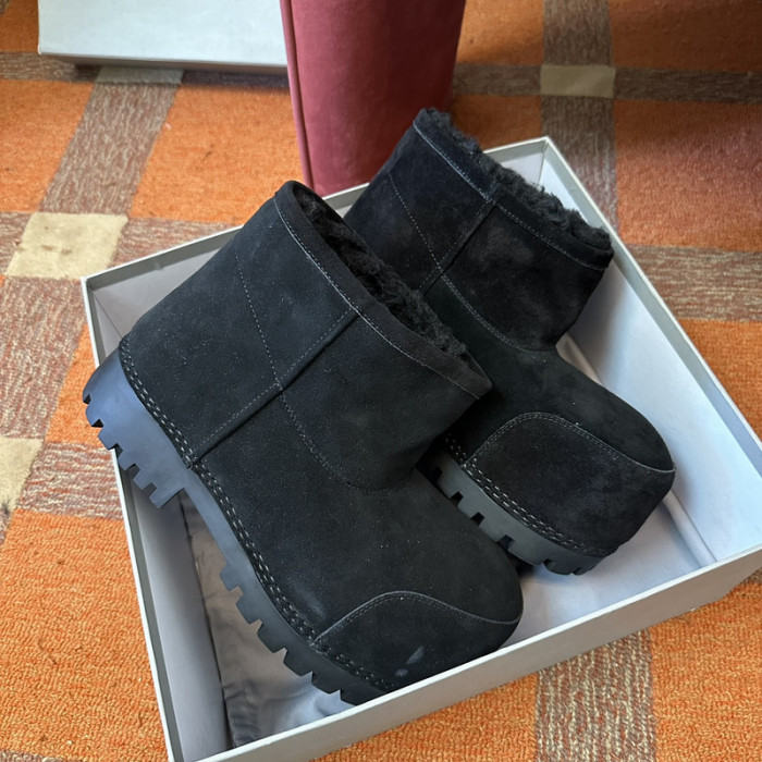 Ba1en*iaga Brown Alaska Fur Bootie