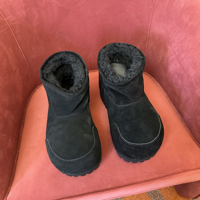 Ba1en*iaga Brown Alaska Fur Bootie