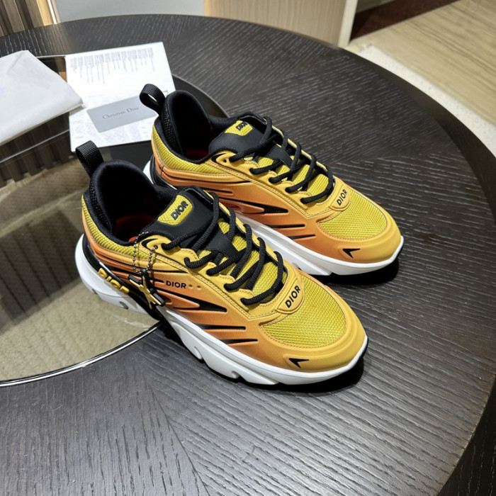 DIO* KAWS B33 SNEAKER