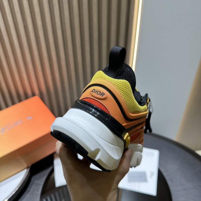 DIO* KAWS B33 SNEAKER