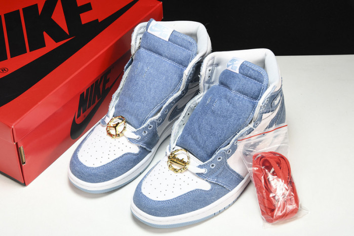 Air Jordan 1 High OG WMNS “Denim” DM9036-104