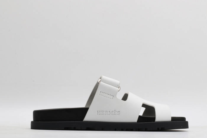 H**me5 SANDALS