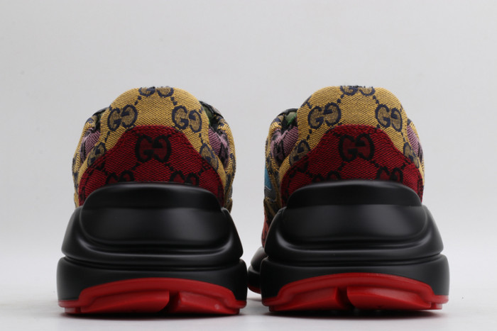 Gvc*1 sneaker