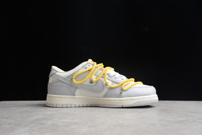 DUNK LOW 