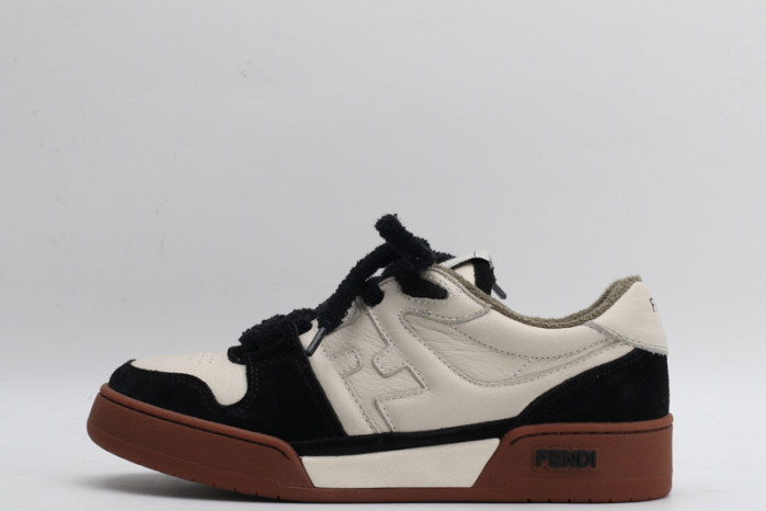 F**di SNEAKER