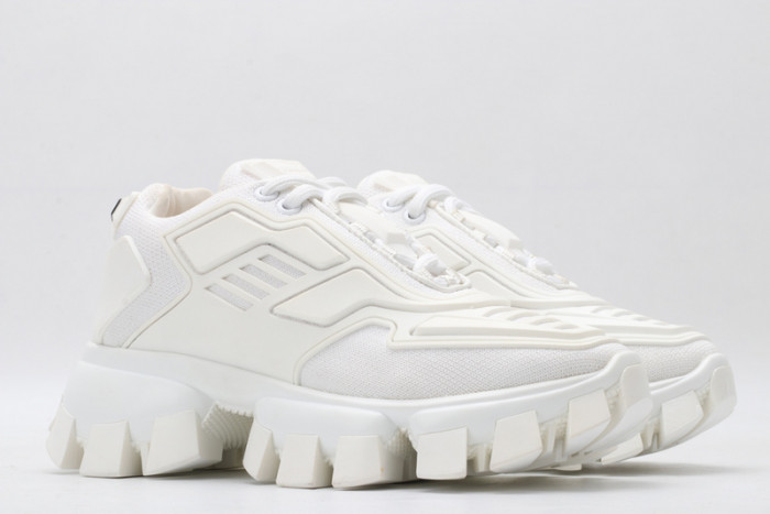 Pra*a sneaker