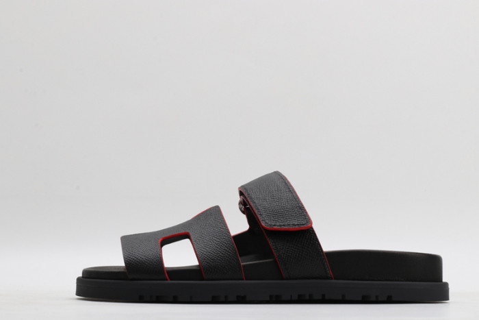 H**me5 SANDALS