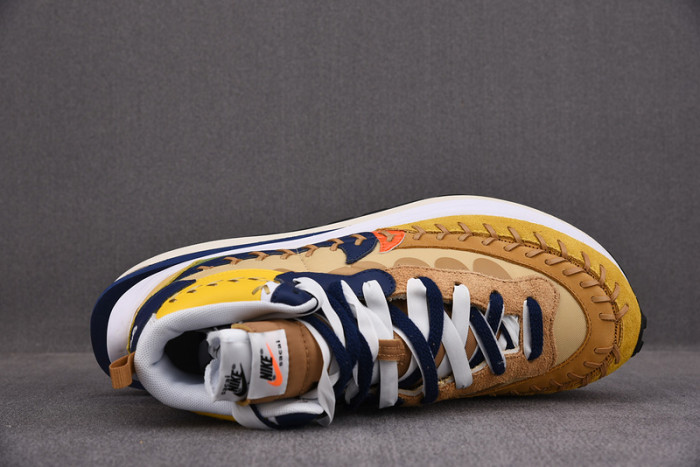 Nike Vaporwaffle sacai Jean Paul Gaultier Sesame DH9186-200