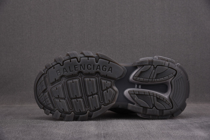 Ba1en*iaga TRACK